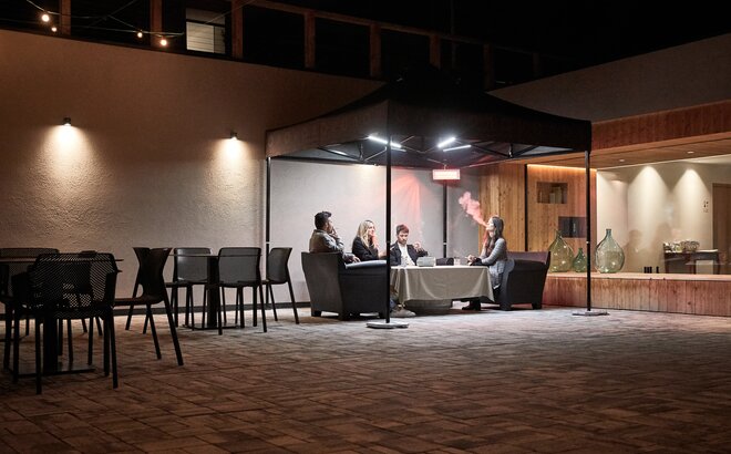 Gazebo esterno 3x3m per fumatori per esterni bar, locali e ristoranti, design pulito con luci led e riscaldatore infrarossi